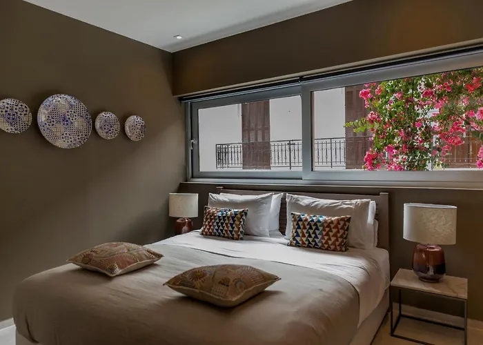 Azur By Stylish Stays